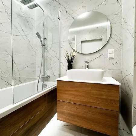 Balcony & Parking, Modern Elegant Apartment! Near Tram Breslau Exterior foto